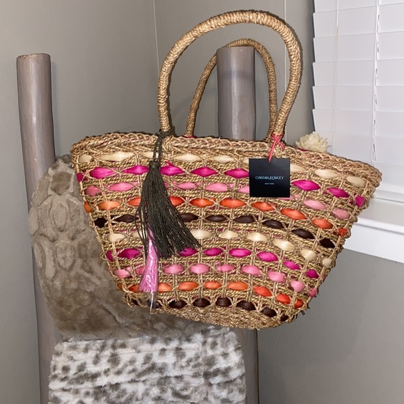 CYNTHIA ROWLEY Pink Multi Woven Beach/Picnic Drawstring Tote NWT $165 - Picture 3 of 9